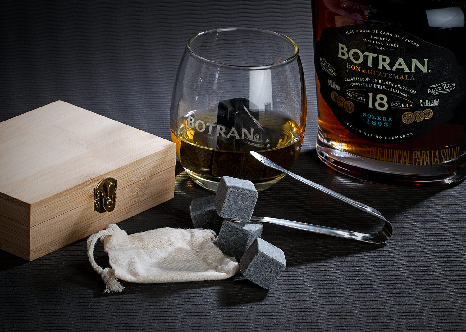 HO0366 Whiskey Stone Bambú (MP) - Pro-Ponemos